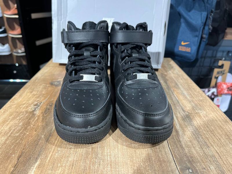 Дитячі кросівки Nike Air Force 1 Mid LE GS 'Triple Black'| DH2933-001 DH2933-001 фото