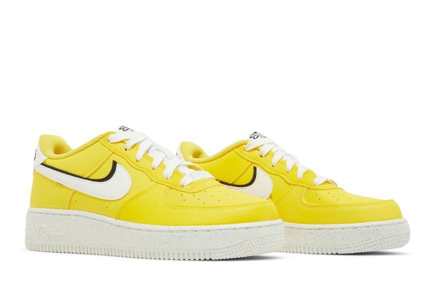Підліткові кросівки Nike Air Force 1 LV8 GS '82 - Tour Yellow'| DQ0359-700 DQ0359-700 фото