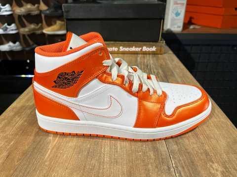 Jordan 1 mid size hot sale 8