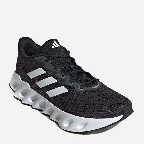 Чоловічі кросівки adidas Switch Run Running Shoes 'Cloud White Black' 'Core Black White'| IF5720 IF5720 фото