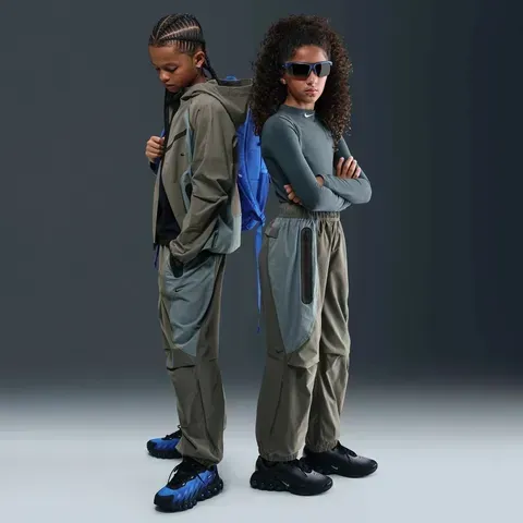 Дитячі штани Nike Tech Woven Trousers | II3626-289