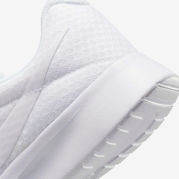 Жіночі кросівки Nike Tanjun | DJ6257-104 DJ6257-104 фото