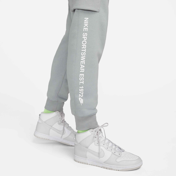 Чоловічі штани Nike Sportswear Standard Issue | FD0417-073 FD0417-073 фото