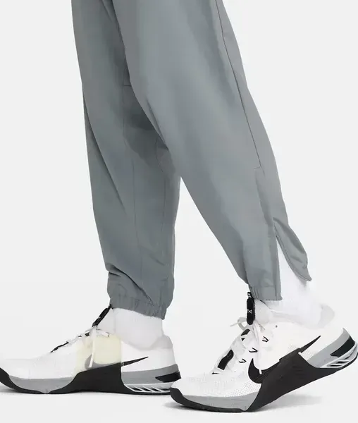 Чоловічі штани Nike Dri-FIT Form Tapered Training Pants | FB7497-084 фото