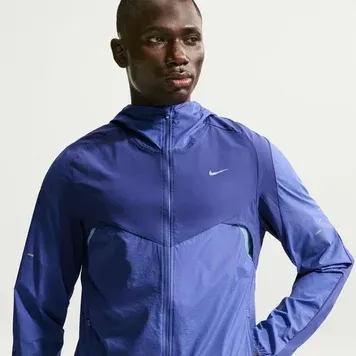 Чоловіча куртка Nike Stride Plus | IF2367-455 фото