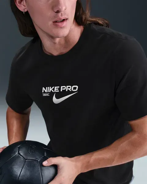 Чоловіча футболка Nike Dri-FIT Training T-Shirt | HV4131-010 фото