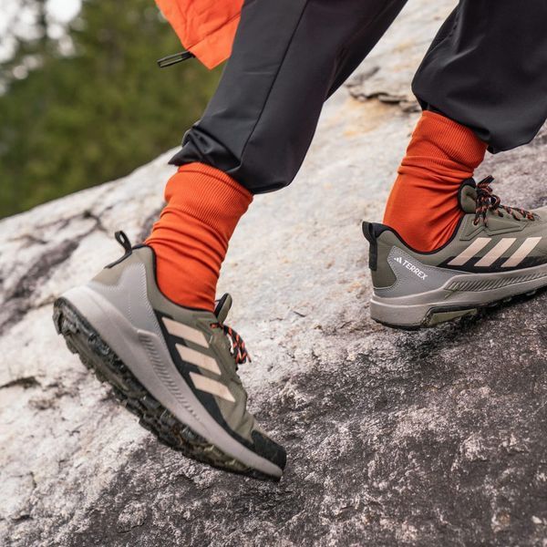 Чоловічі кросівки adidas TERREX ANYLANDER RAIN.RDY 'Olive Strata / Wonder Beige / Core Black'| ID0900 ID0900 фото