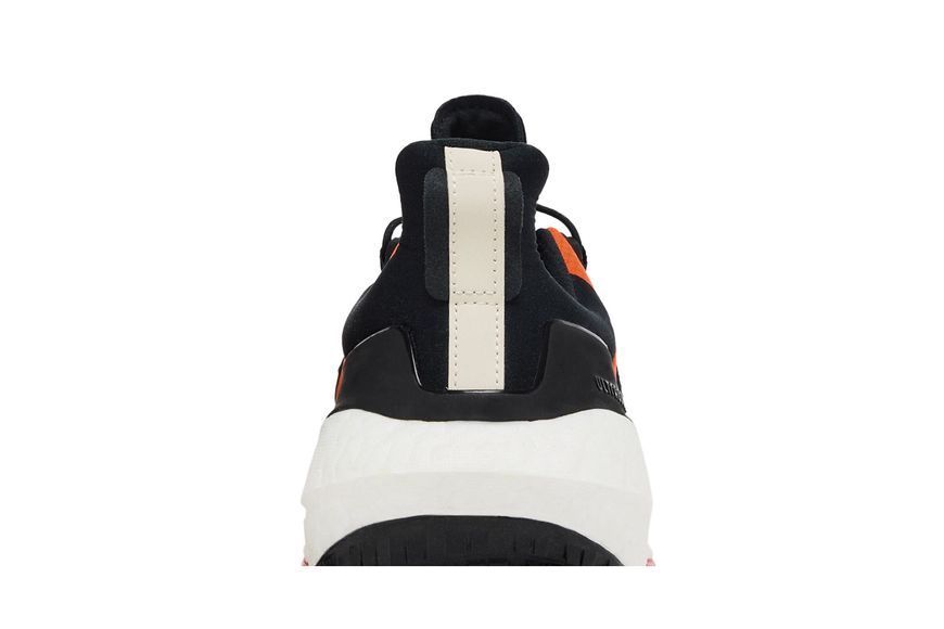 Кросівки adidas Ultraboost 22 Cold.RDY 2.0 'Black Impact Orange'| GX6689 GX6689 фото