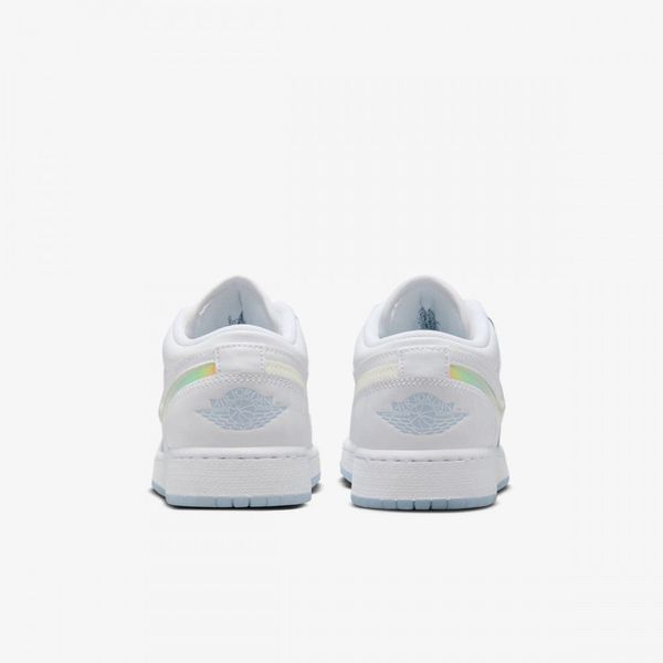 Кросівки Nike GS Air Jordan 1 Low White Ice Blue Glitter Swoosh | FQ9112-100 FQ9112-100 фото