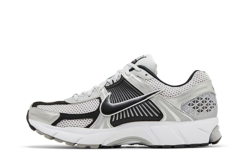 Чоловічі кросівки Nike Air Zoom Vomero 5 'Metallic Silver Black'| FJ4151-004 FJ4151-004 фото