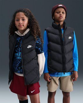 Підліткова жилетка Nike Sportswear All Day Play Therma-FIT Loose-Fit Puffer Vest | HJ2537-010 HJ2537-010 фото