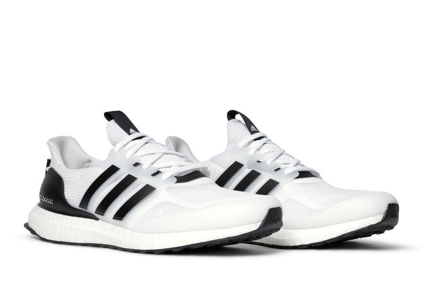 Чоловічі кросівки adidas Ultraboost 5.0 'White Black'| GX3079 GX3079 фото