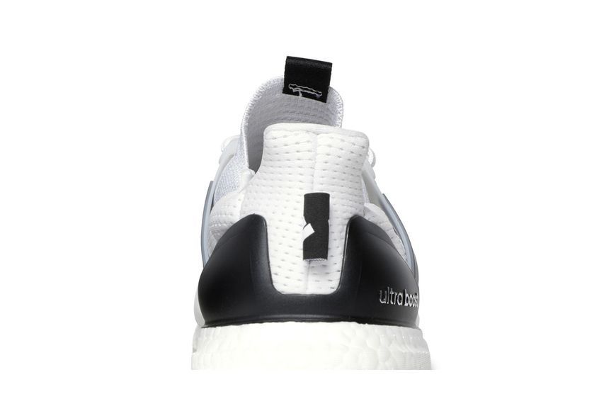 Чоловічі кросівки adidas Ultraboost 5.0 'White Black'| GX3079 GX3079 фото