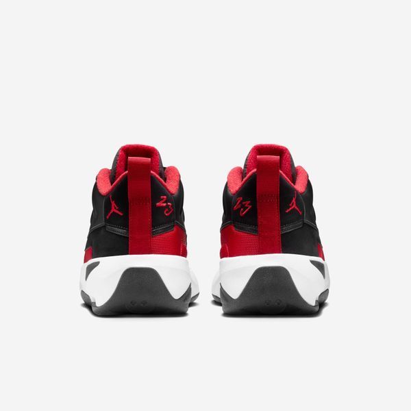 Чоловічі кросівки Jordan Max Aura 7 'Black Gym Red'| HQ2091-003 HQ2091-003 фото