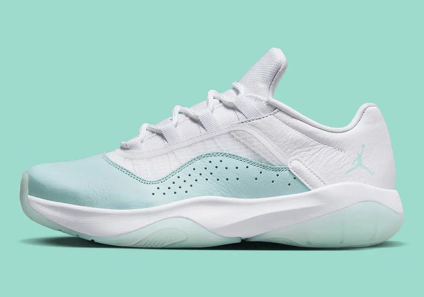 Жіночі кросівки Air Jordan Wmns 11 CMFT Low 'Igloo'| DV2629-100 DV2629-100 фото