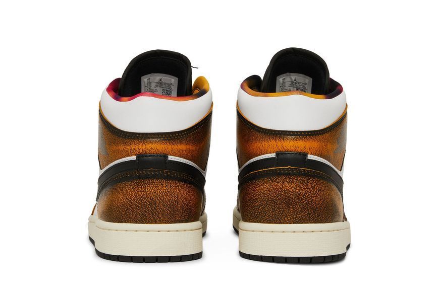 Кросівки Air Jordan 1 Mid SE 'Wear-Away - Taxi'| DQ8417-071 DQ8417-071 фото