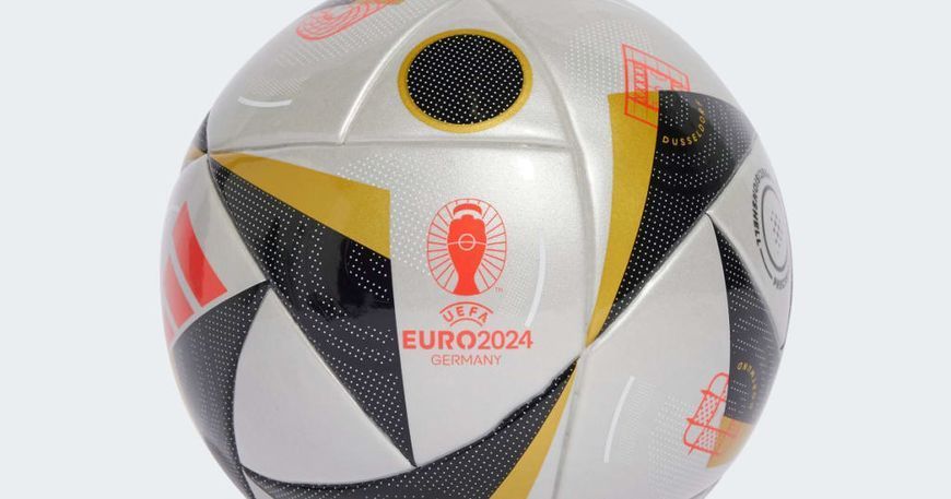 Футбольний м'яч adidas FUSSBALLLIEBE FINALE MINI 'Silver Metallic / Gold Metallic / Black / Solar Red'| IX4048 IX4048 фото