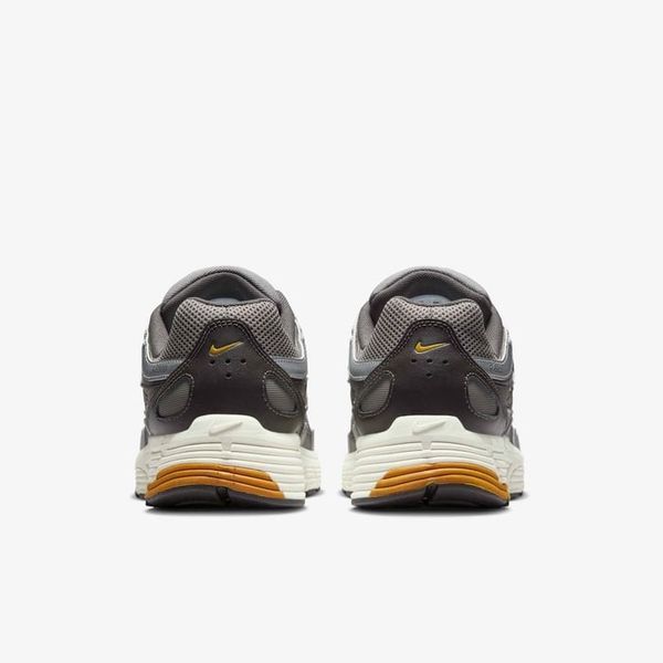 Чоловічі кросівки Nike P-6000 | CD6404-204 фото