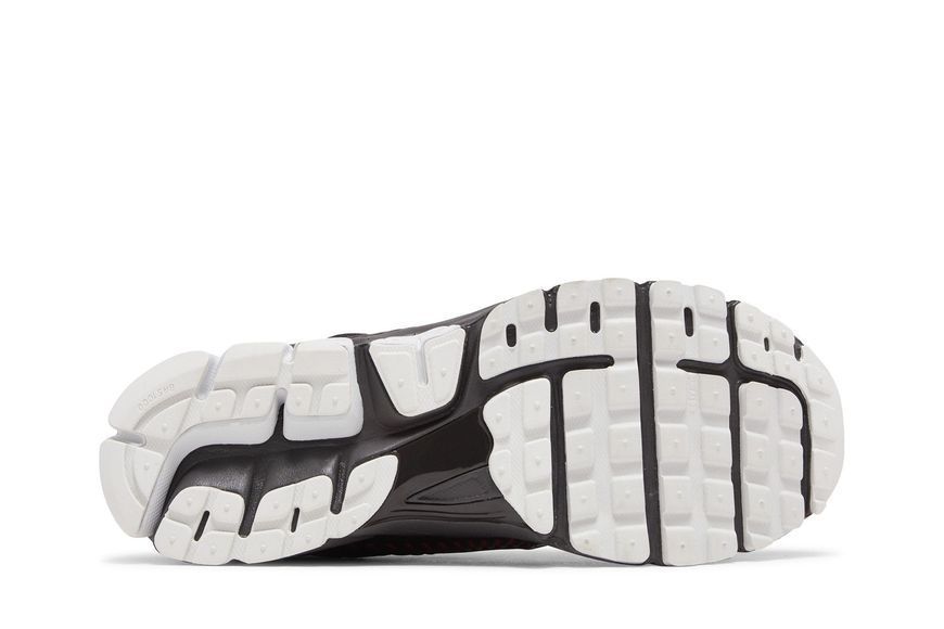 Чоловічі кросівки Nike Zoom Vomero 5 'Velvet Brown'| FN3420-200 FN3420-200 фото