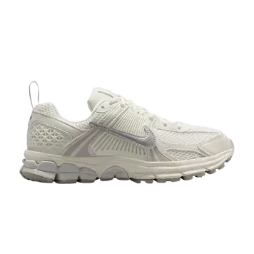Дитячі кросівки Nike VOMERO 5 BG | HF6998-108 фото