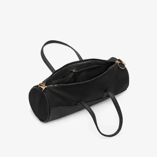 Сумка Nike Classic Barrel Bag (5L) 'Black'| DQ5812-010 фото