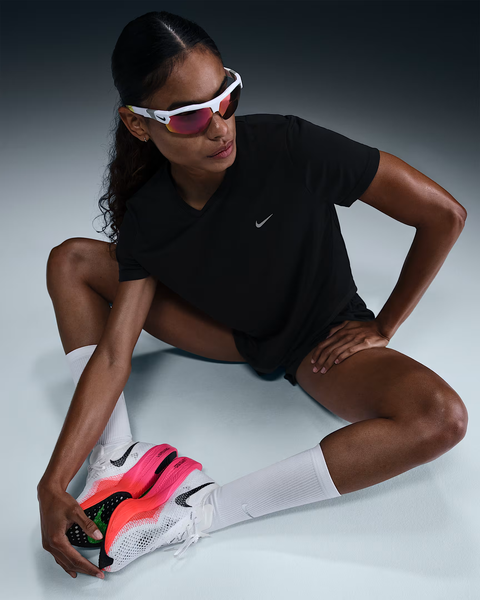Жіноча футболка Nike Tempo Dri-FIT Short-Sleeve Running Top | HQ0648-010 HQ0648-010 фото