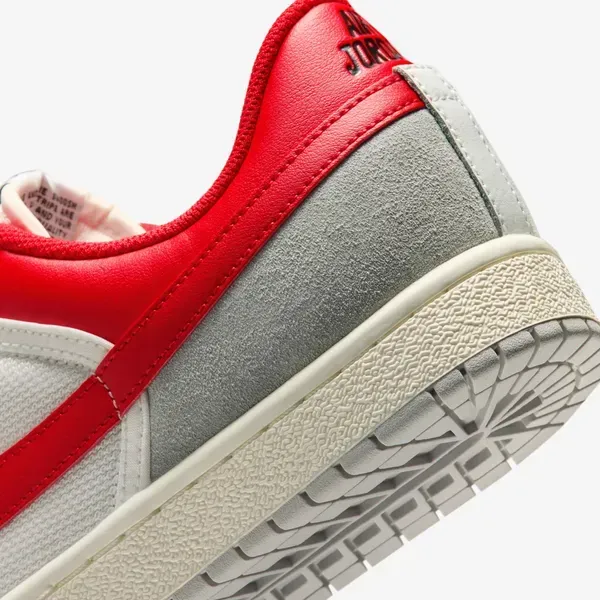 Чоловічі кросівки Air Jordan Skyline Low | IM2055-102 IM2055-102 фото