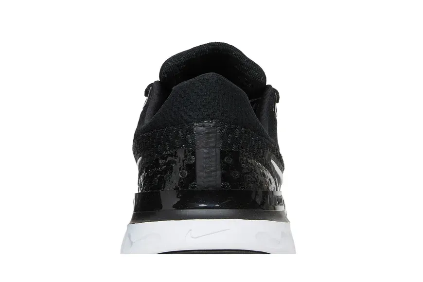 Кросівки Nike React Infinity Run Flyknit 3 'Black White'| DH5392-001 фото