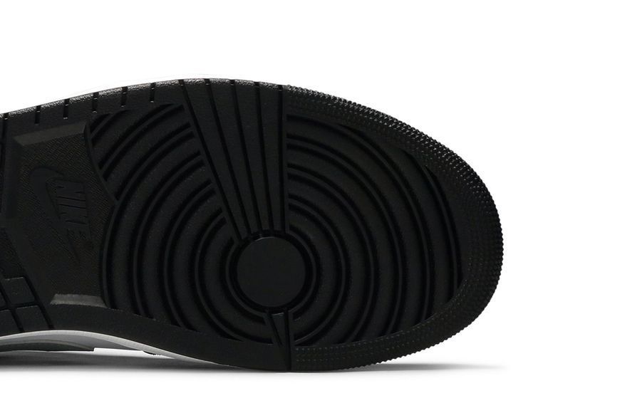 Кросівки Air Jordan 1 Low 'Black Medium Grey'| 553558-040 553558-040 фото
