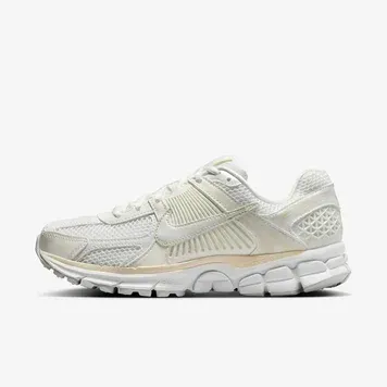 Жіночі кросівки Nike Zoom Vomero 5 | IB8929-100 фото