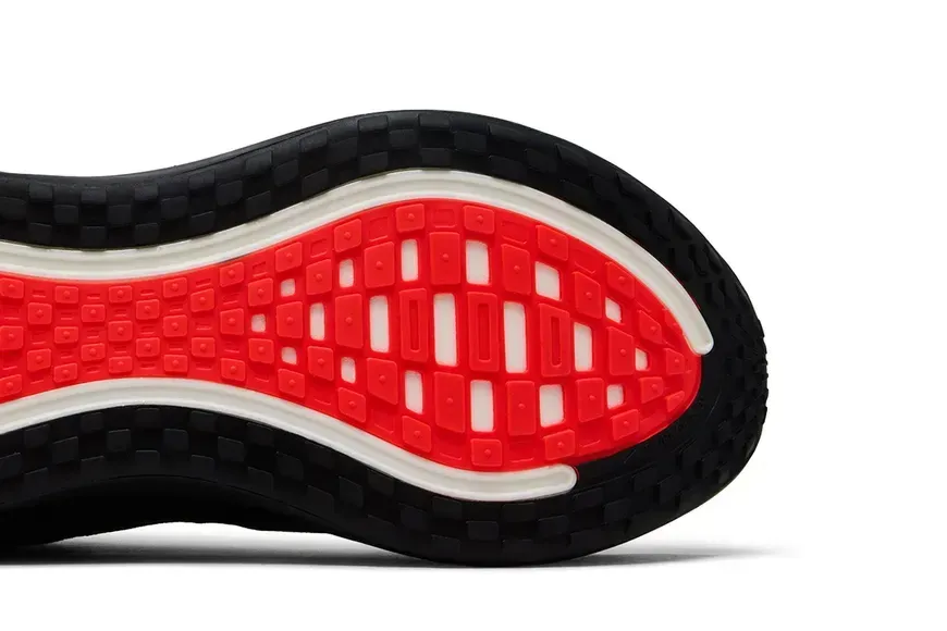 Кросівки Nike Vomero Plus 'Bred'| HV8150-007 фото