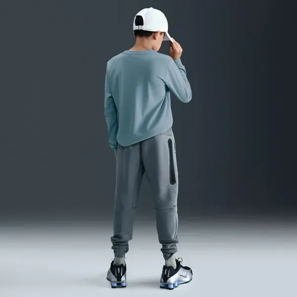 Підліткові штани Nike Sportswear Tech Fleece | HV5869-060 фото