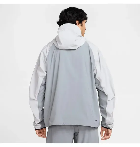Чоловіча вітровка Nike Tech Windrunner Woven | HV6514-065 фото