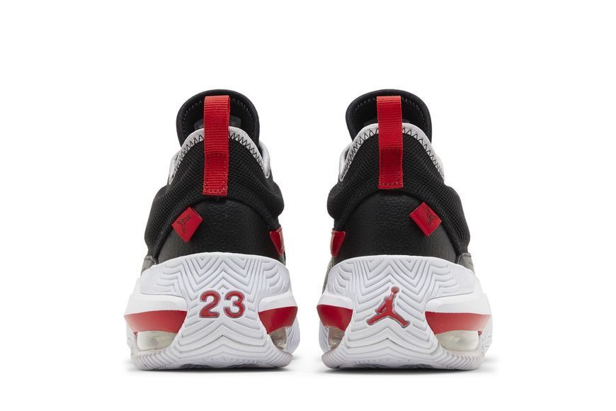 Підліткові кросівки Jordan Stay Loyal 2 GS 'Black University Red'| DQ8398-006 фото