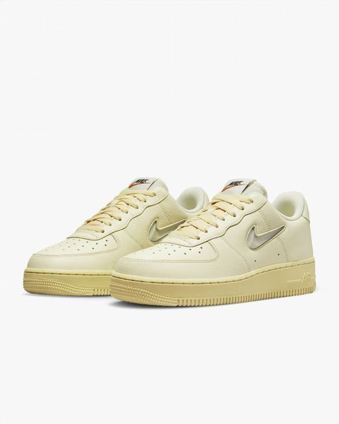 Кросівки Nike Wmns Air Force 1 '07 LX 'Coconut Milk'| DO9456-100 DO9456-100 фото