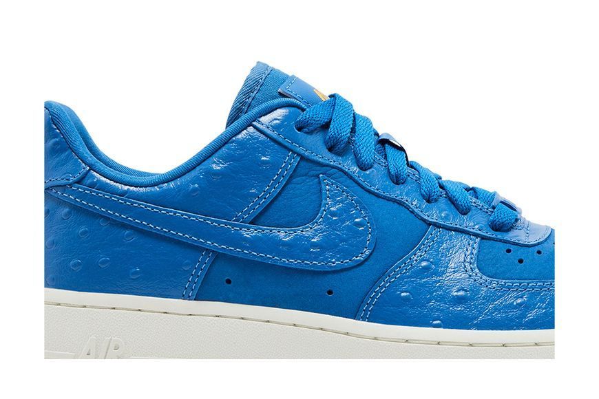 Жіночі кросівки Nike Air Force 1 '07 LX 'Blue Ostrich'| DZ2708-400 DZ2708-400 фото