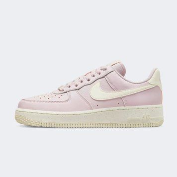 Жіночі кросівки Nike Wmns Air Force 1 '07 SE Next Nature 'Platinum Violet Coconut Milk'| DV3808-001 DV3808-001 фото