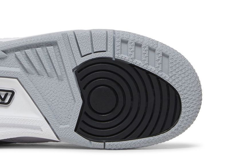 Підліткові кросівки Air Jordan Legacy 312 Low GS 'Light Smoke Grey'| CD9054-105 CD9054-105 фото