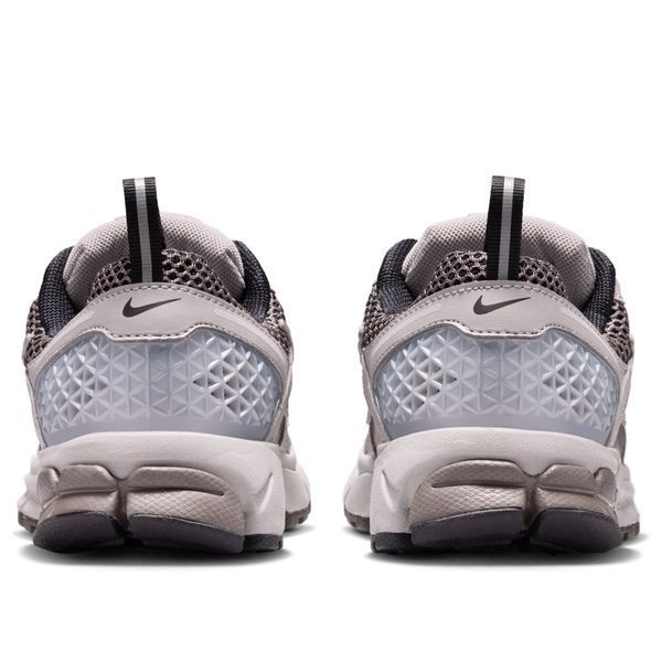 Дитячі кросівки Nike GS Air Zoom Vomero 5 'College Grey Cave Stone'| HF6998-010 HF6998-010 фото