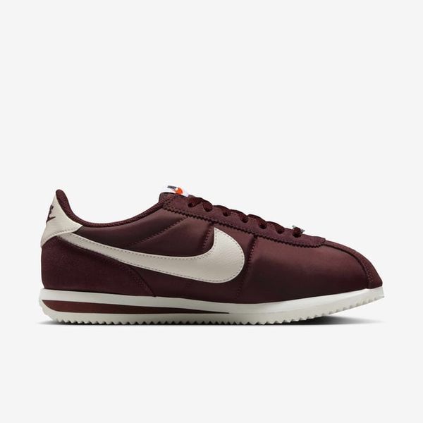 Жіночі кеди Nike Wmns Cortez Textile Shoes 'Burgundy Crush/Sail' | DZ2795-605 DZ2795-605 фото