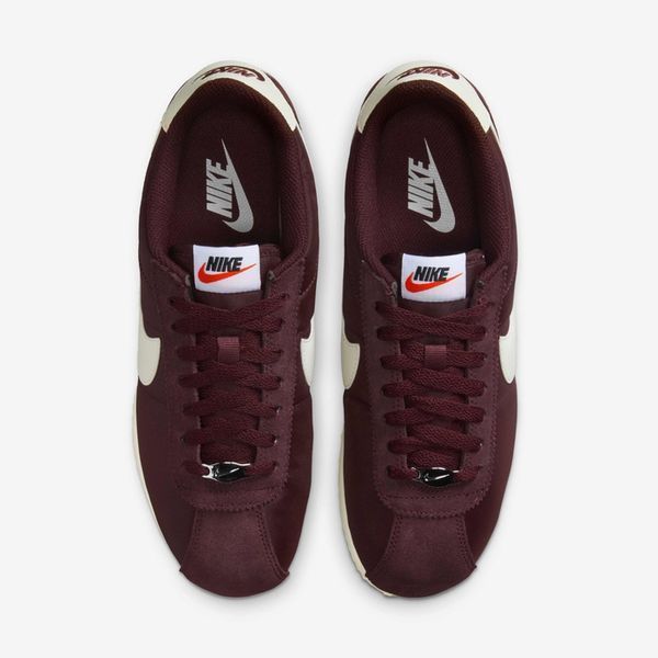 Жіночі кеди Nike Wmns Cortez Textile Shoes 'Burgundy Crush/Sail' | DZ2795-605 DZ2795-605 фото