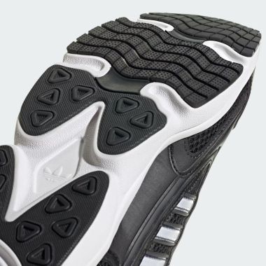 Чоловічі кросівки adidas OZMILLEN | IF9593 IF9593 фото
