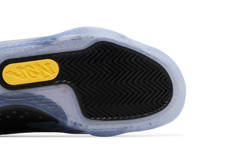 Чоловічі кросівки Jordan Zion 3 'Gen Zion'| DR0675-018 DR0675-018 фото