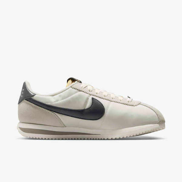 Жіночі кросівки Nike Cortez | IU7556-030 IU7556-030 фото