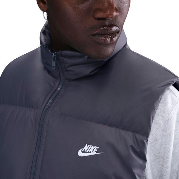 Чоловіча жилетка Nike Sportswear Club Therma-FIT Down Puffer Vest | IB2977-068 IB2977-068 фото
