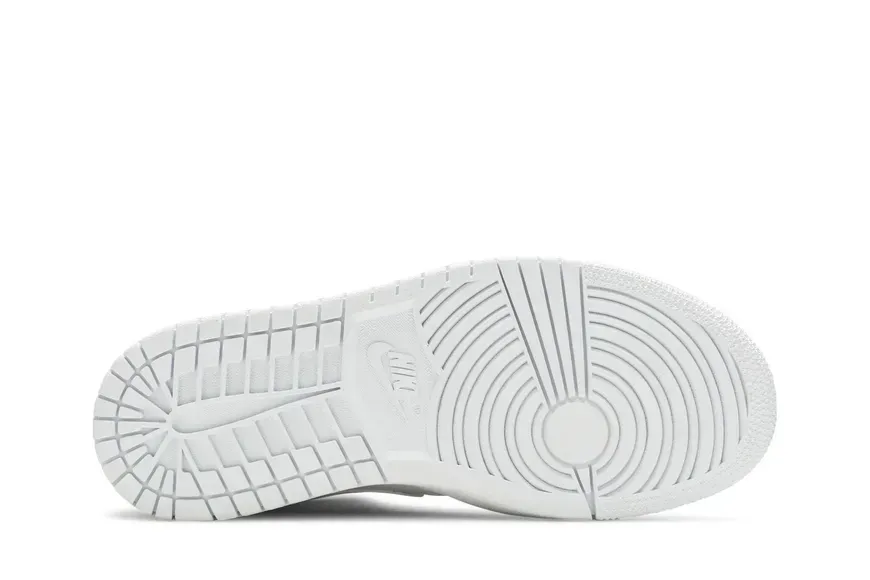 Жіночі кросівки Air Jordan 1 Mid 'Triple White'| BQ6472-111 фото
