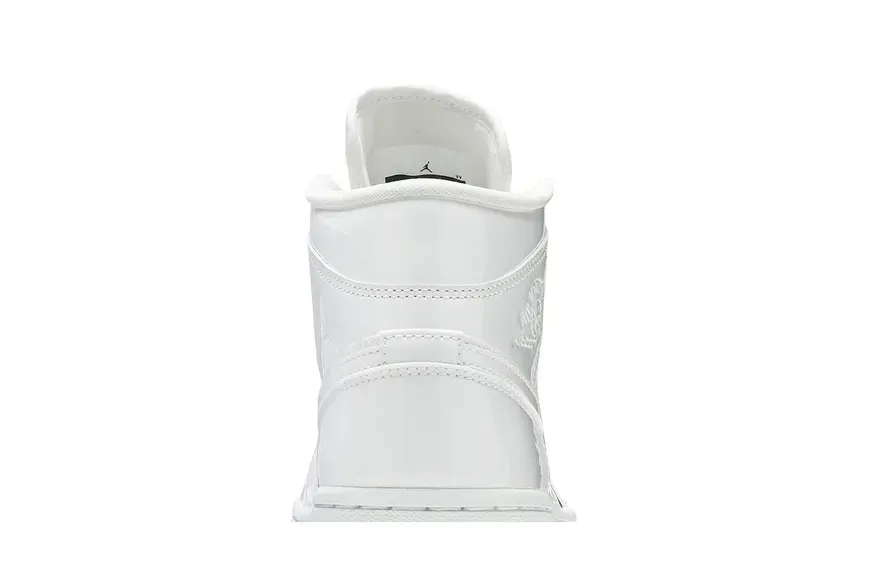 Жіночі кросівки Air Jordan 1 Mid 'Triple White'| BQ6472-111 фото