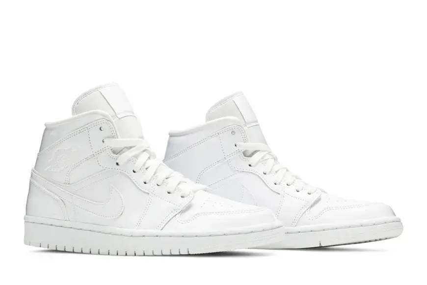 Жіночі кросівки Air Jordan 1 Mid 'Triple White'| BQ6472-111 фото
