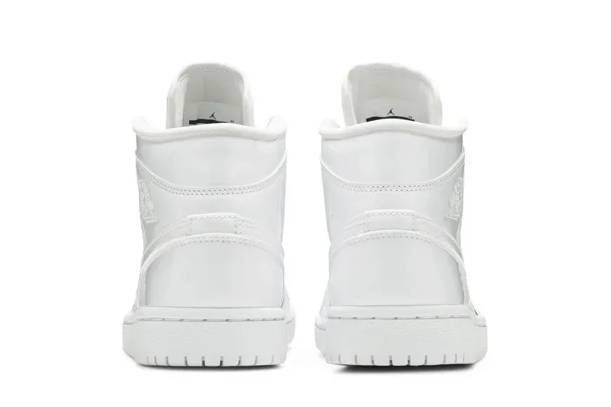 Жіночі кросівки Air Jordan 1 Mid 'Triple White'| BQ6472-111 фото