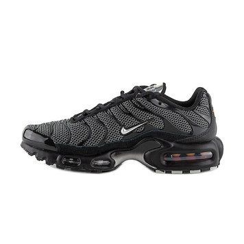Жіночі кросівки Nike Wmns Air Max Plus 'Black Metallic Silver'| DQ0850-001 DQ0850-001 фото